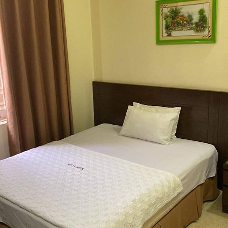 Ho Tay Hotel Ha Long Exterior photo